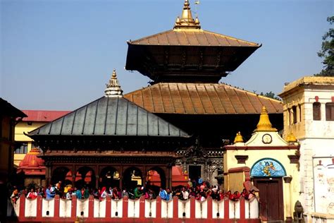 Pashupatinath Temple & Boudhanath Stupa Private Half-Day Tour - Kathmandu