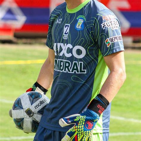 Mixco 2022-23 GK Home Kit