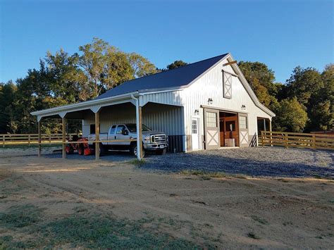 36x36 4 stall horse barn with loft and a lean too on each side. | Barn ...