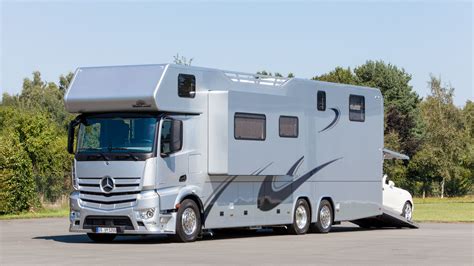 Mercedes-Benz Antos and Actros Turned Into Campers