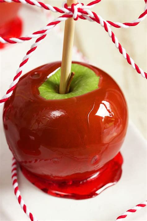 Super EASY Candy Apple Recipe - The Suburban Soapbox