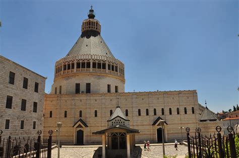 Sites in Nazareth that hold significant importance to Christianity