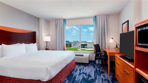 Hotels Downtown Indianapolis, Indiana | Fairfield Inn & Suites Indianapolis