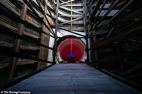 Elon Musk's 'traffic busting' Las Vegas underground tunnel set to open in 2020 | Daily Mail Online