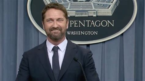 Hunter Killer: Gerard Butler Holds Pentagon Press Conference | IndieWire