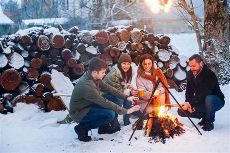 15 Outdoor Winter Birthday Party Ideas - The Bash