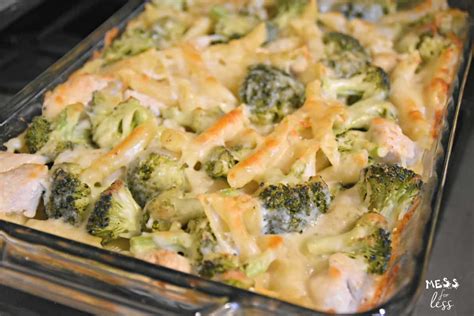 Chicken Broccoli Alfredo Bake - Mess for Less