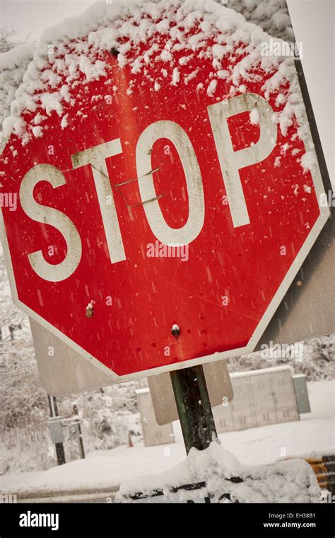 Stop sign in snow, Edison, NJ Stock Photo - Alamy