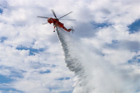 Helicopter Pilots Discuss Different Approaches to Aerial Firefighting ...