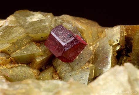 Cinnabar - Epic Mineral Overview