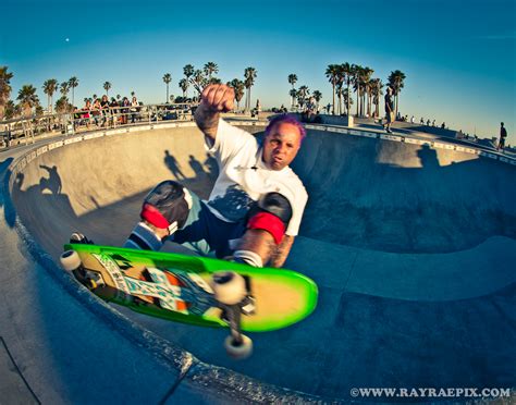 LIFESTYLE | National Go Skateboarding Day! | Lilla Loves