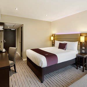 PREMIER INN HITCHIN TOWN CENTRE HOTEL - Updated 2022