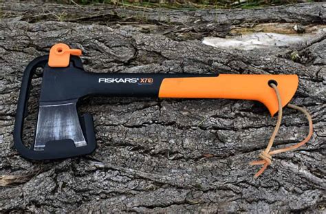 Fiskars X7 Hatchet Review - Compact Camping Axe Review