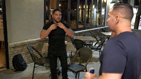 Jersey Shore: Ronnie Ortiz-Magro Almost Ends Up in Bar Fight