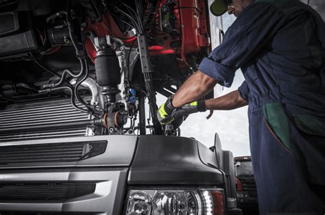 6 Fleet Maintenance Tips to Keep Your Fleet in Shape | AtoB