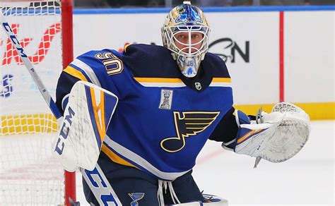 Cujo' returns: Blues' Jordan Binnington has a new throwback mask