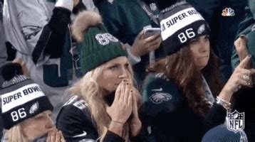 Julie Ertz GIFs - Find & Share on GIPHY