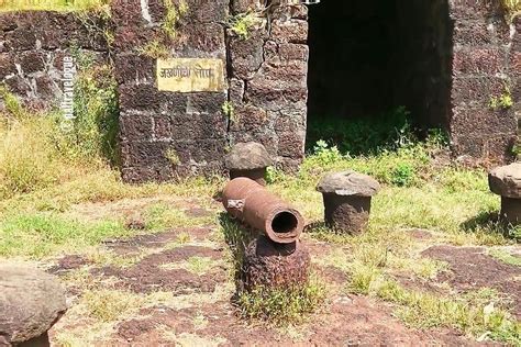 Vijaydurg Fort – The most impregnable sea fort in Konkan coastlines ...