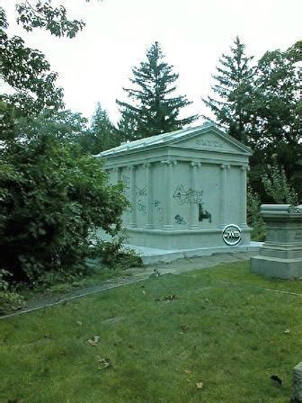 VALLEY CEMETERY - Manchester Hillsborough County NH at SEARCHROOTS