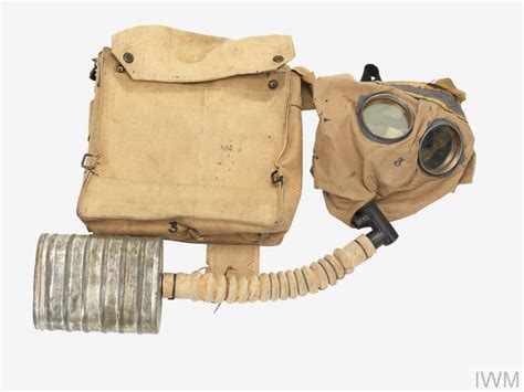 Respirator, Small Box Type & Haversack: British | Imperial War Museums