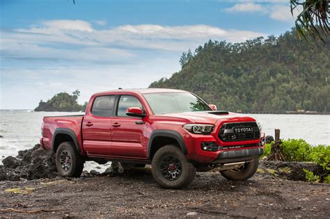 2017 Toyota Tacoma TRD Pro First Drive Review | Automobile Magazine