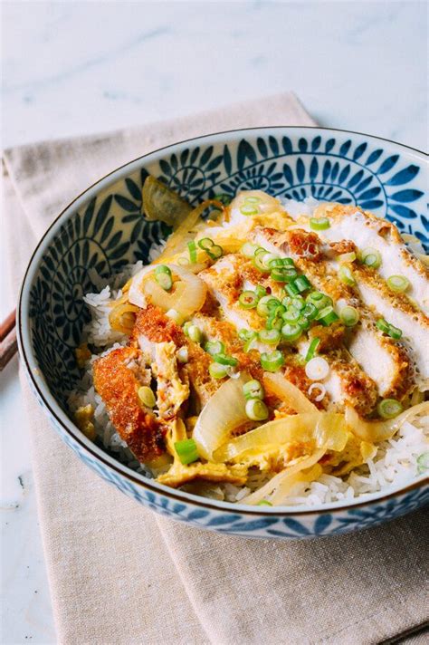 Katsudon Japanese Pork Cutlet and Egg Rice Bowl | Recipe | Pork cutlets ...