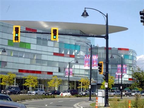 Vancouver Shopping near SkyTrain - Aberdeen Centre Mall