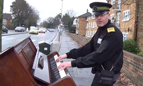 “Traffic Cop” Walks Up To Discarded Piano & Jams Out Incredible Boogie ...