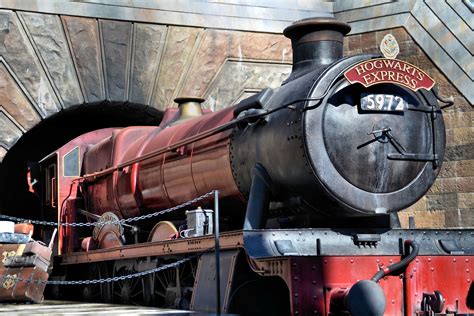 Hogwarts Express Train at Islands of Adventure in Orlando, Florida ...