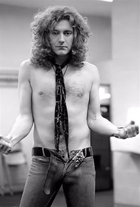 The God of Rock and Roll: 25 Stunning Vintage Photos of a Young Robert Plant in the 1970s ...