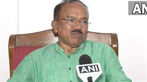 Goa polls: Denied ticket, former CM Laxmikant Parsekar resigns from BJP ...