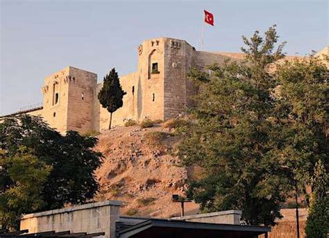 Ancient Gaziantep Castle destroyed in Turkey earthquake