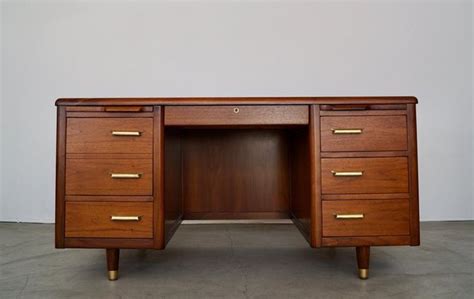 Gorgeous Mid-century Modern Walnut Executive Desk by Jasper Office Furniture | Cyclic Furniture ...