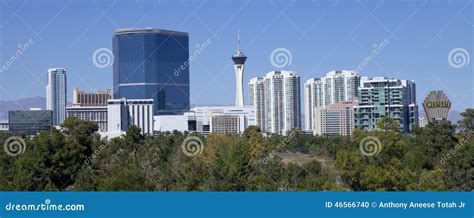 Skyline of Las Vegas, Nevada Editorial Image - Image of flamingo ...