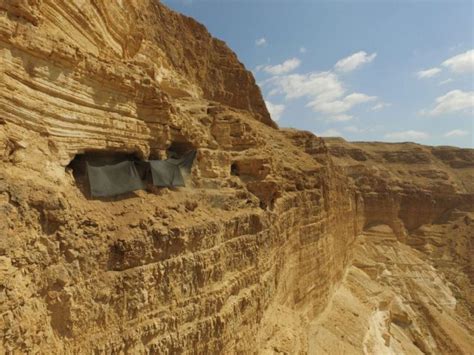 Israeli Authorities Launch New Investigation of Judean Desert Caves