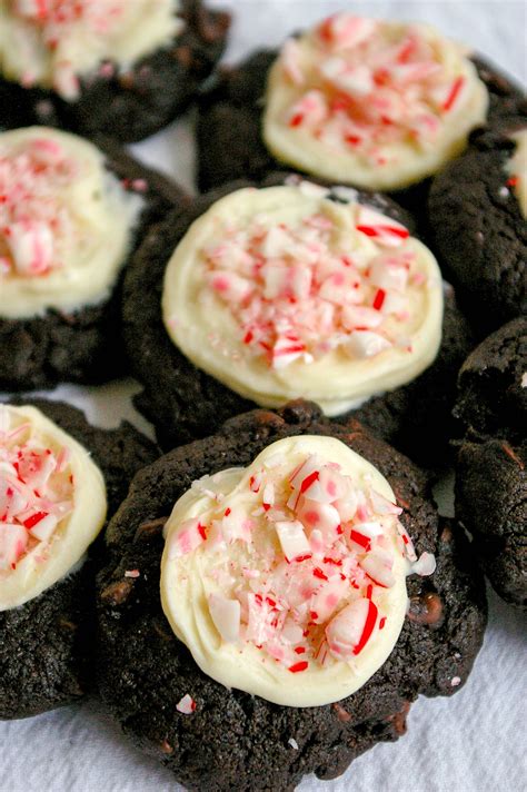 Triple Chocolate Peppermint Cookies - Eva Minette