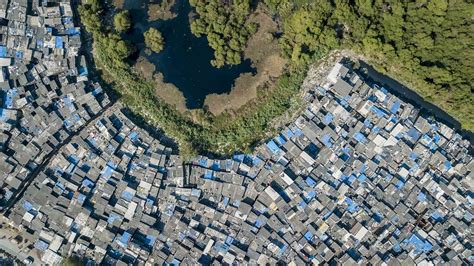 Mumbai vu du ciel, la ville des extrêmes | OpenMinded