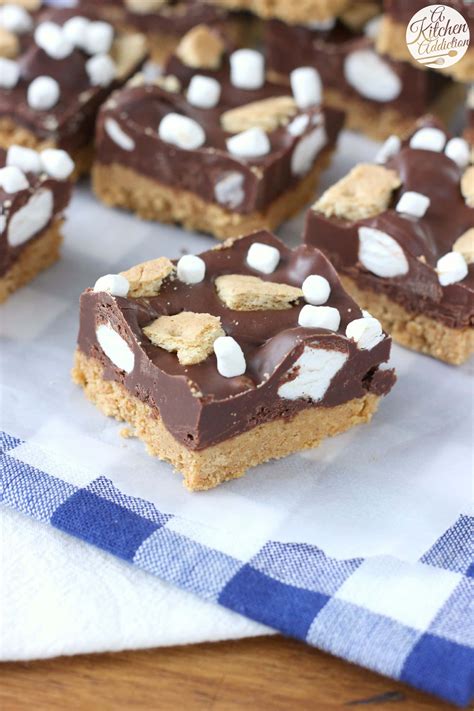 No Bake Dark Chocolate Peanut Butter S'mores Bars - A Kitchen Addiction