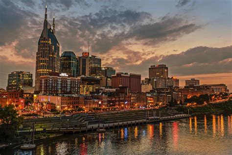 What Time Do Bars Close In Nashville: A Nightlife Guide