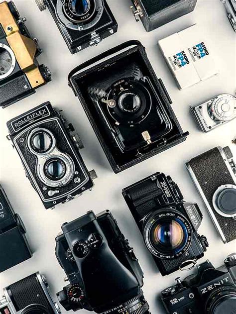 12 Different Types of Cameras For You - PhotographyAxis