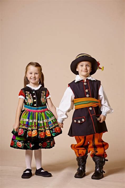 Polish Folk Costumes / Polskie stroje ludowe | Polish traditional ...