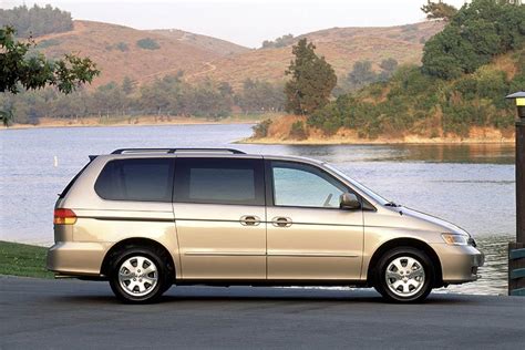 2004 Honda Odyssey Specs, Price, MPG & Reviews | Cars.com