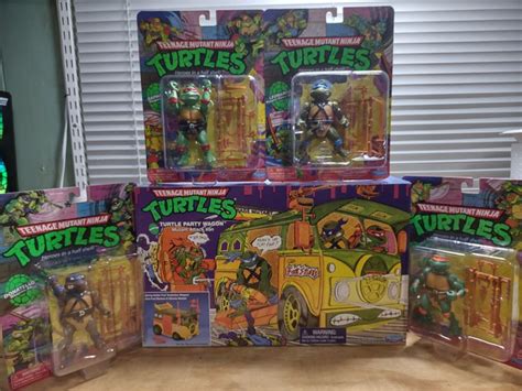 Brand New TMNT “Classics” Figures Mysteriously Appear – Pop Decades