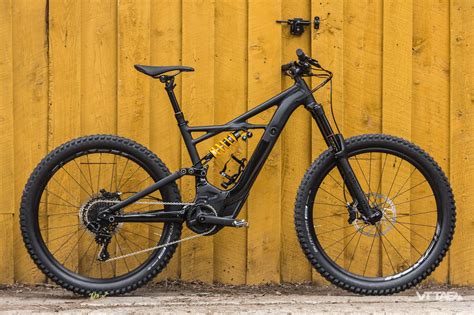 VTTAE : Turbo Kenevo 2018 - Specialized présente son Enduro électrique