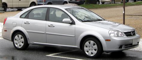 2008 Suzuki Forenza - Information and photos - MOMENTcar