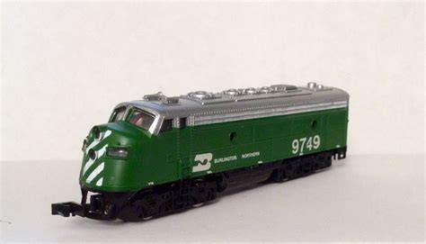 N Scale - Bachmann - 4669 Dummy Unit - Locomotive, Diesel, EMD F9...