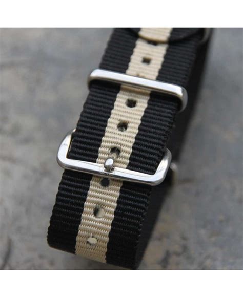 NATO Strap Black beige black 20mm