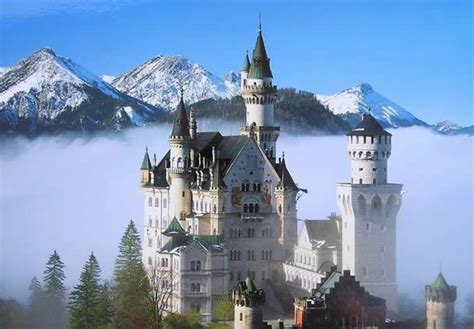 Really beautiful! | Beautiful castles, Germany castles, European castles