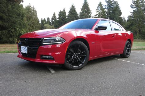 Test Drive: 2017 Dodge Charger R/T- vicariousmag.com