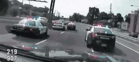 Police Chase GIFs - Find & Share on GIPHY